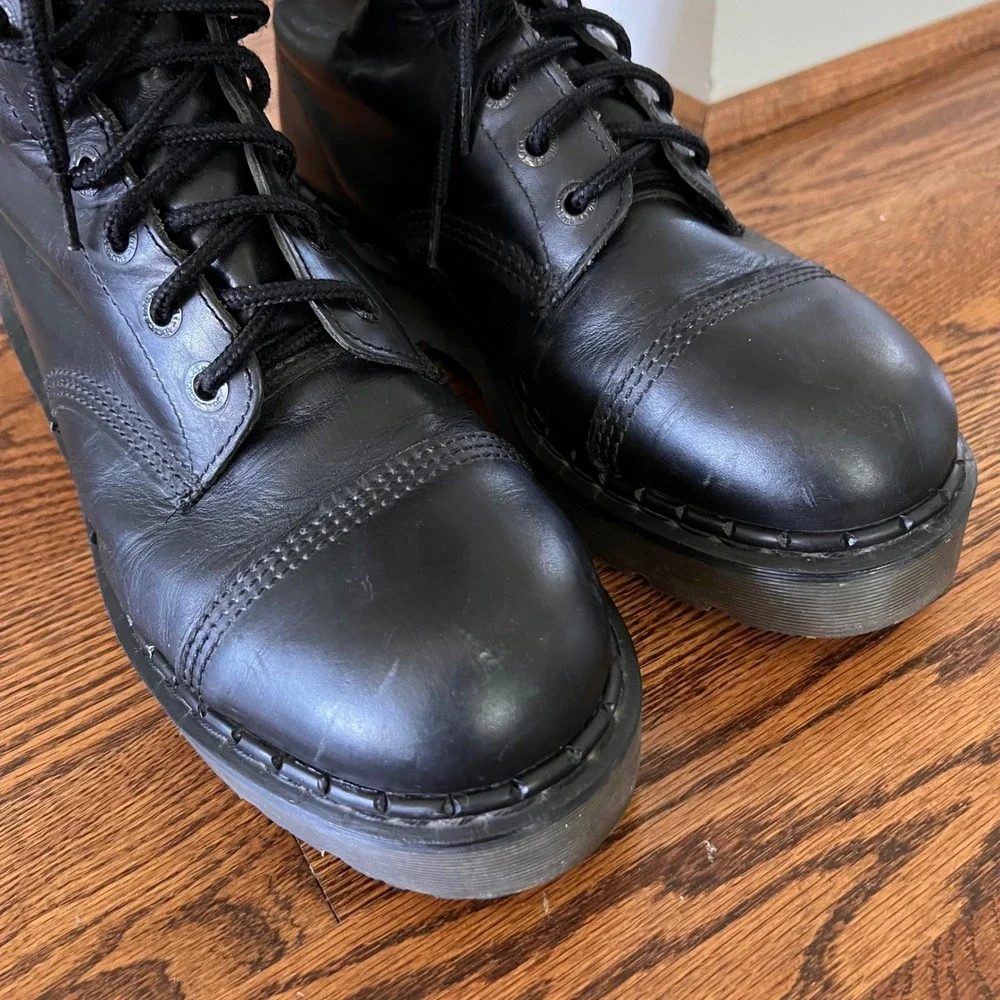 Dr. Martens Made in England Vtg Black Leather Original Platform Boots 12 Eye